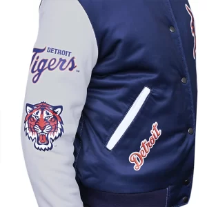 New Era Detroit Tigers Jacket - Image 2